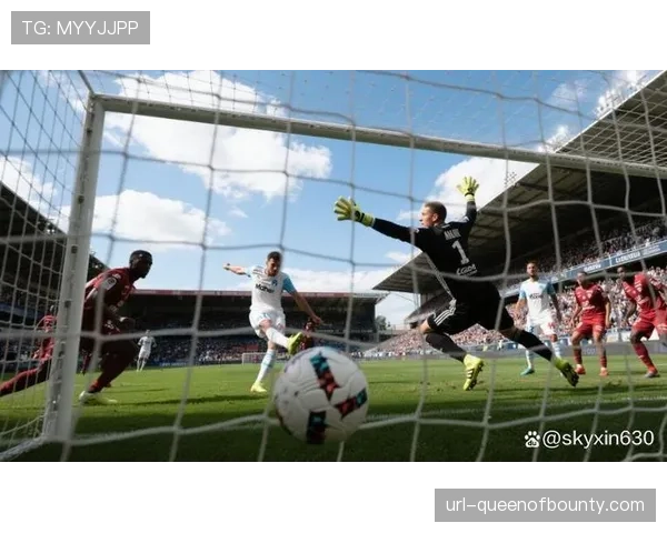 里尔主场强势对决马赛,中场控制权争夺定胜负 里尔主场强势对决马赛,中场控制权争夺定胜负