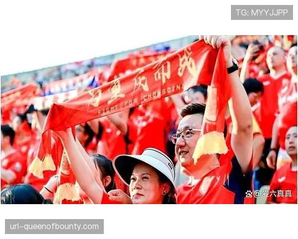 中国球迷远征助威，新加坡客场变“主场”