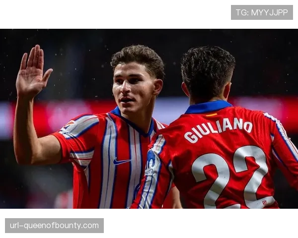 赫罗纳球员多夫比克点射命中，暂时领先马竞